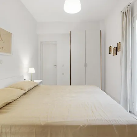 Garnelia And Garnolio Homes With Seaview Apartmán Nisaki (Corfu)