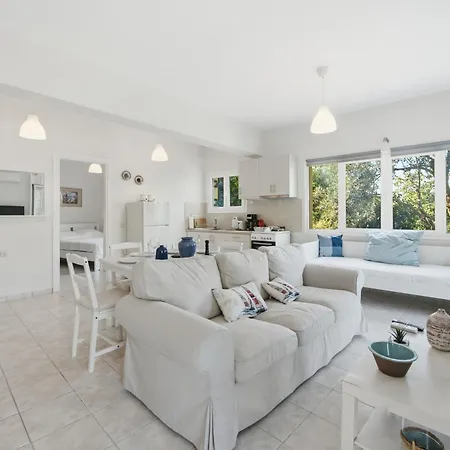 Garnelia And Garnolio Homes With Seaview