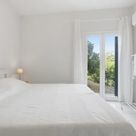 Garnelia And Garnolio Homes With Seaview